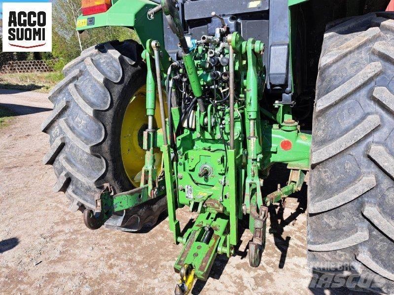 John Deere 6800 Traktorji