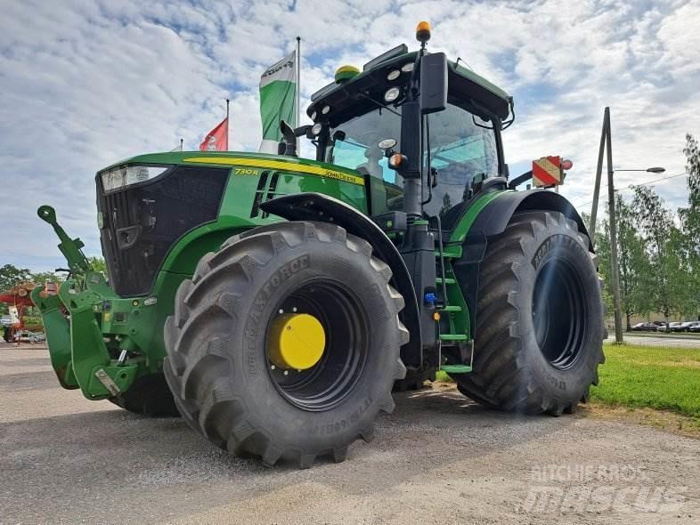 John Deere 7310 R Traktorji