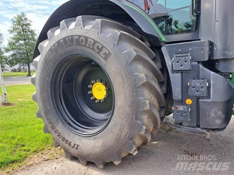 John Deere 7310 R Traktorji