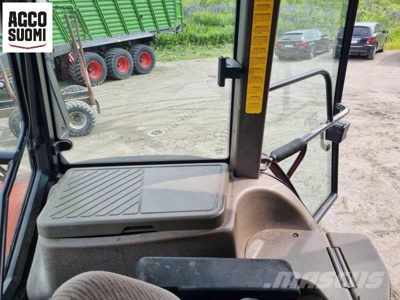 New Holland M100 Traktorji