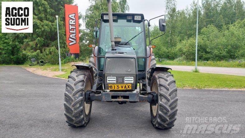 Valmet 6400 Traktorji