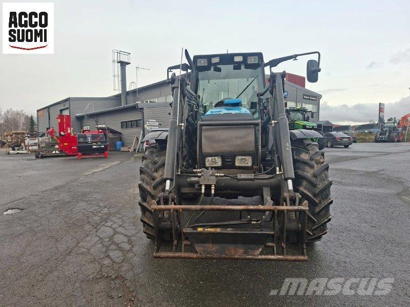 Valtra 6750 HITECH Traktorji