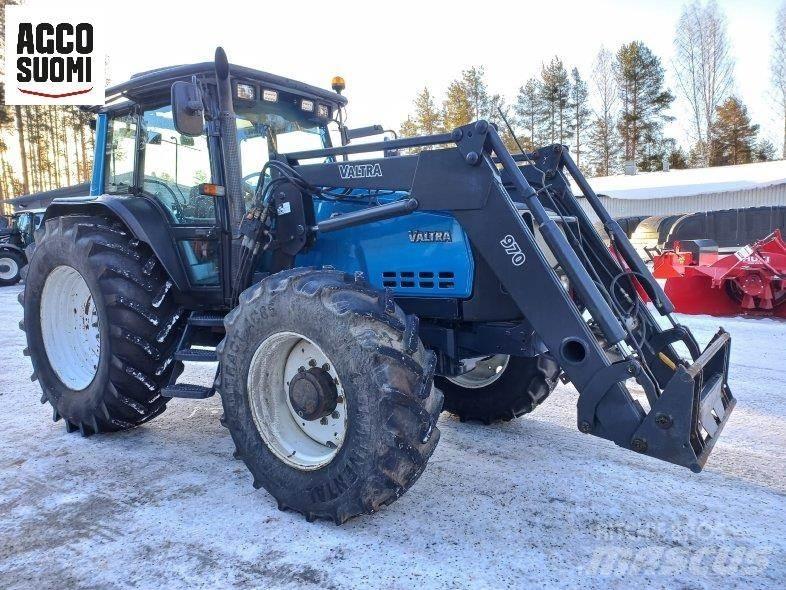 Valtra 8150 H Traktorji