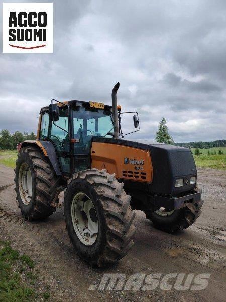 Valtra 8400 Traktorji