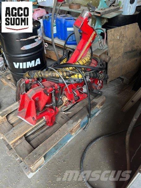Valtra 8400 Traktorji