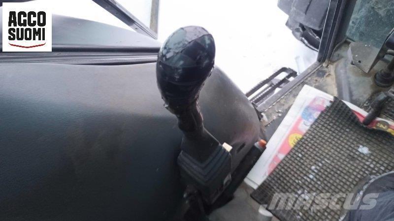 Valtra A92 Traktorji