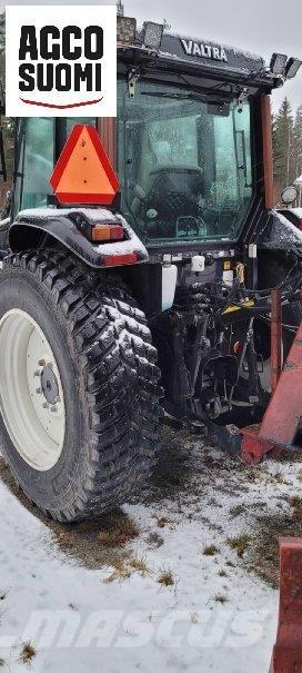 Valtra A93 H Traktorji