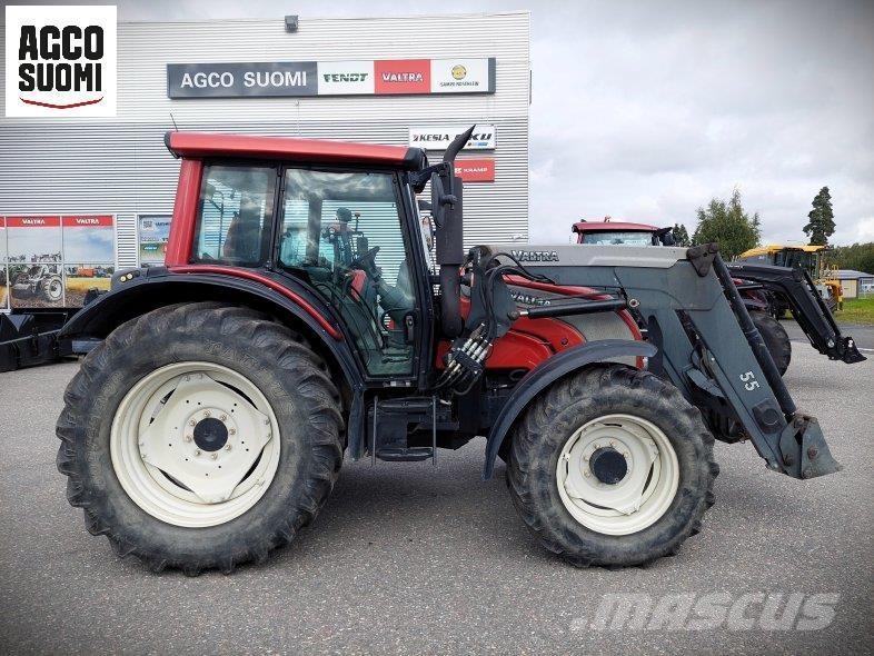 Valtra N141 HITECH Traktorji