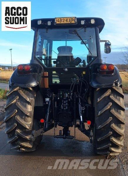 Valtra T140 Traktorji