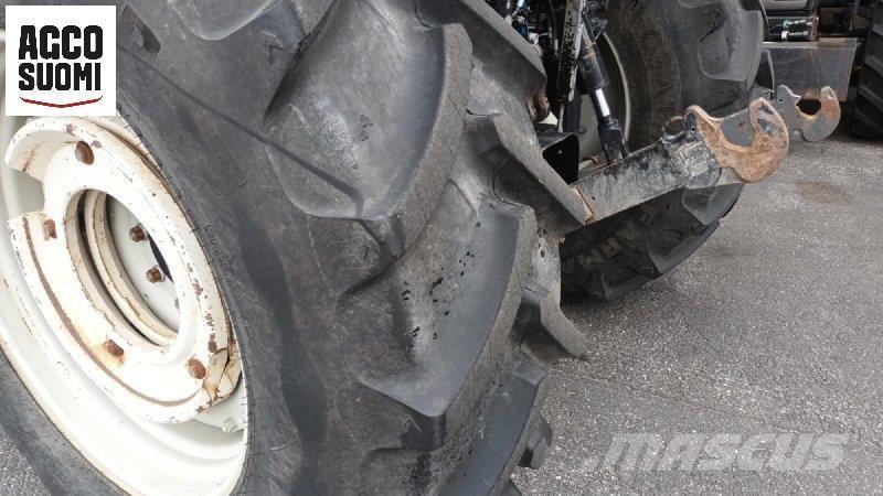 Valtra T151 H Traktorji