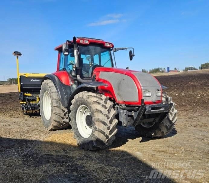 Valtra T180 Traktorji
