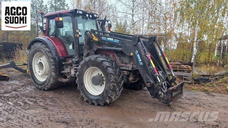 Valtra T213 VERSU Traktorji