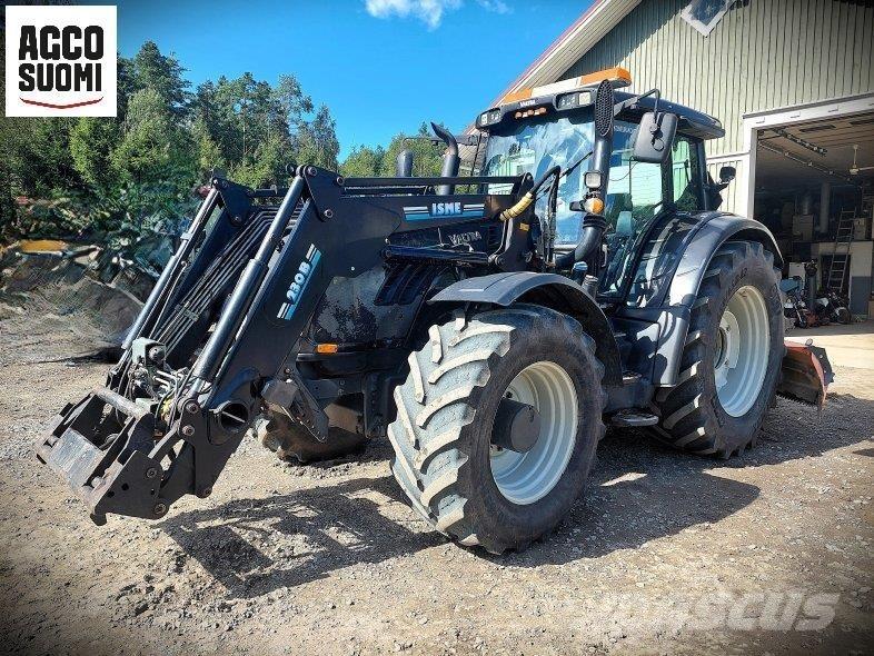 Valtra T213 VERSU Traktorji