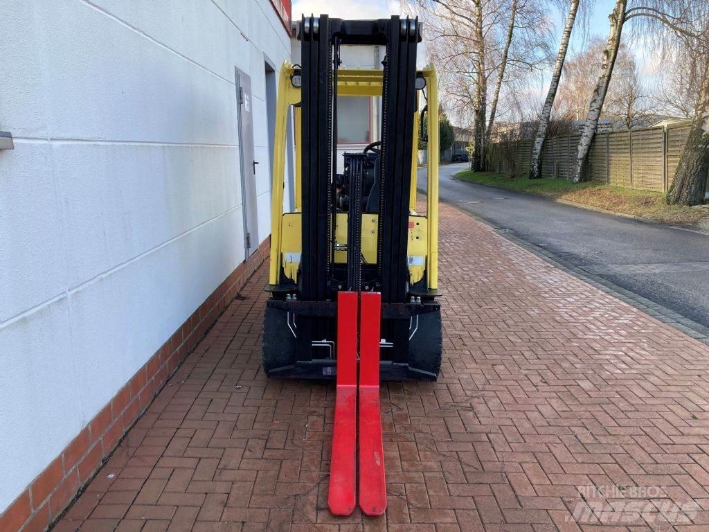 Hyster J 3.0 XN Električni viličarji