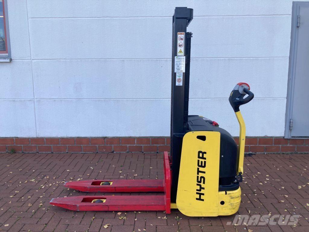 Hyster S 1.0E Ročni električni viličar
