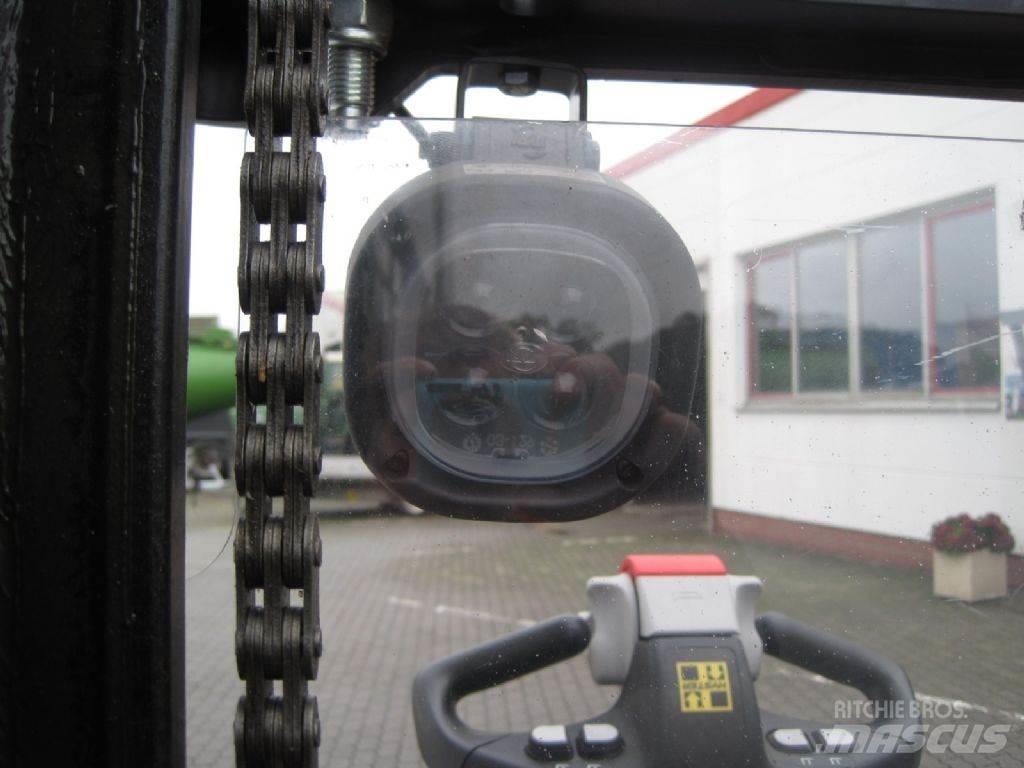 Hyster S 1.5 S Ročni električni viličar