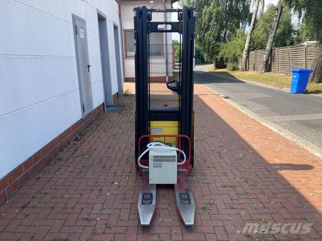 Hyster S 1.6 AC Ročni električni viličar