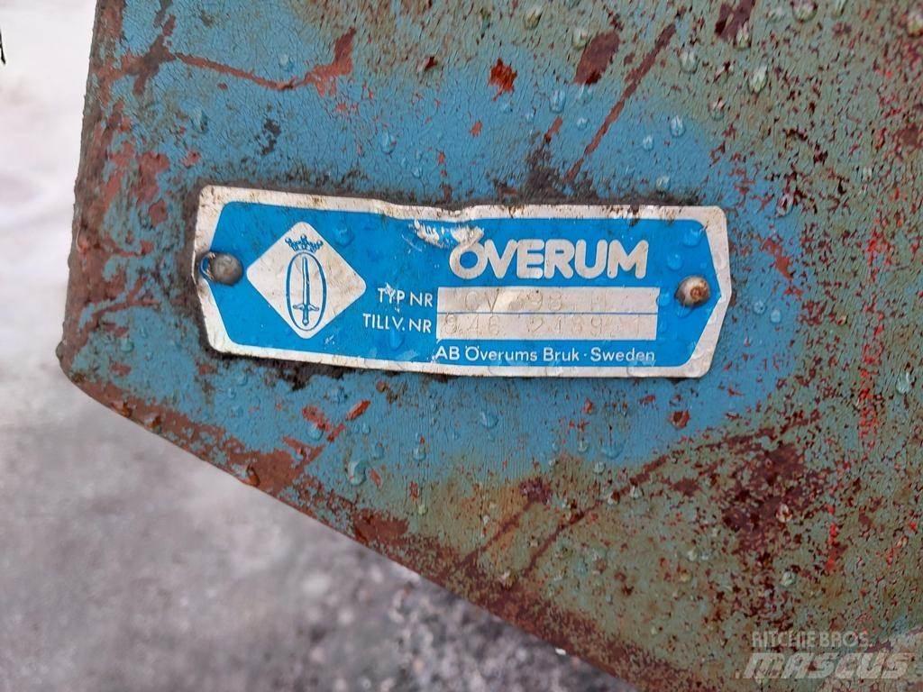 Överum 3 Obračalni plugi