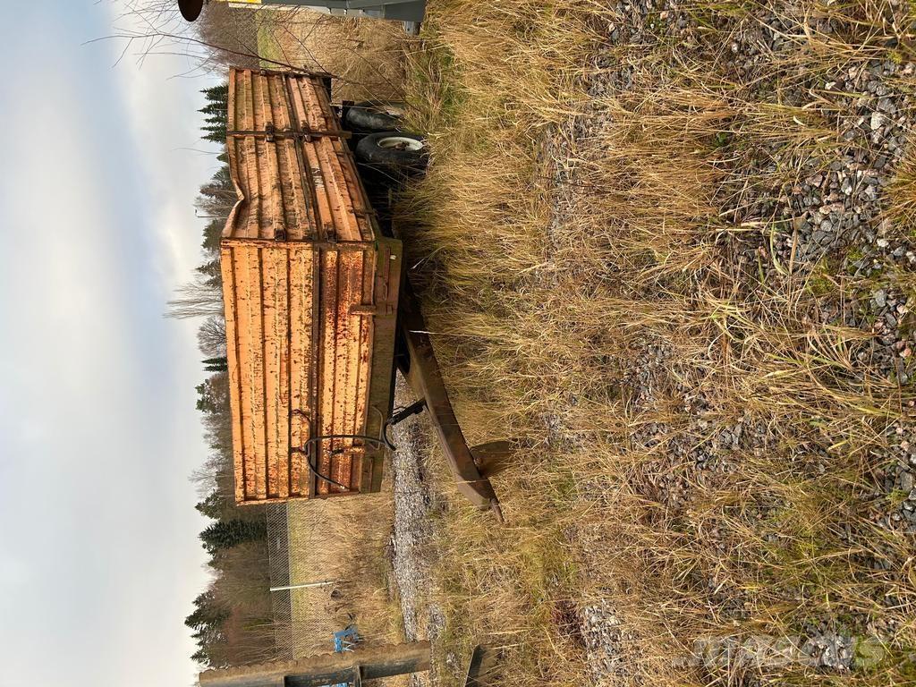  VESLA Kiper prikolice