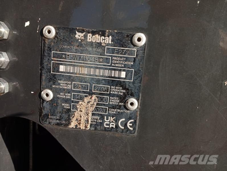 Bobcat E27Z Mini bagri <7t