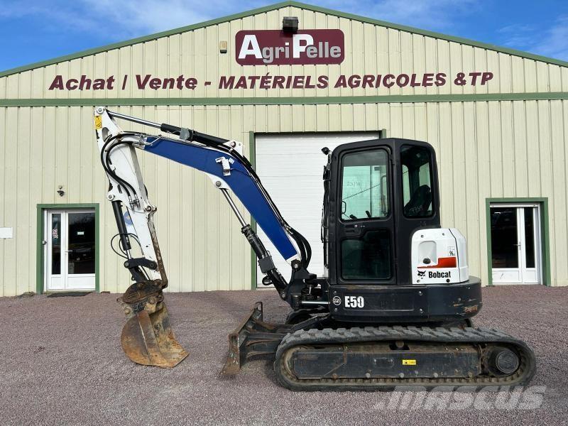 Bobcat E50 Mini bagri <7t