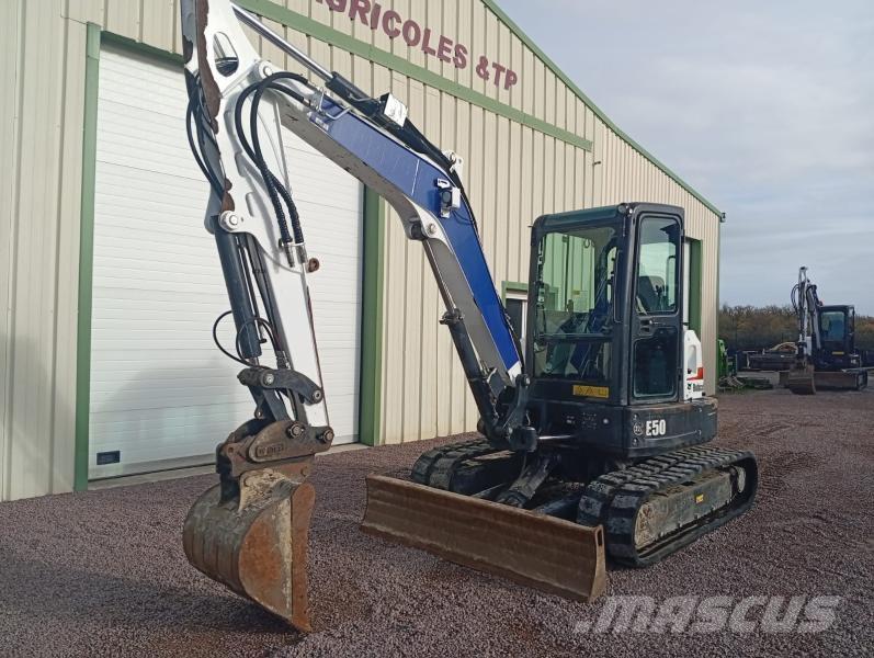 Bobcat E50 Mini bagri <7t