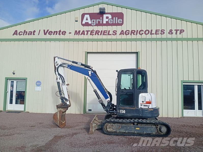 Bobcat E50 Mini bagri <7t