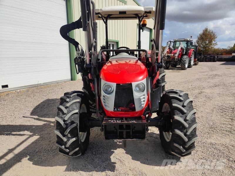 Valtra A73 Traktorji