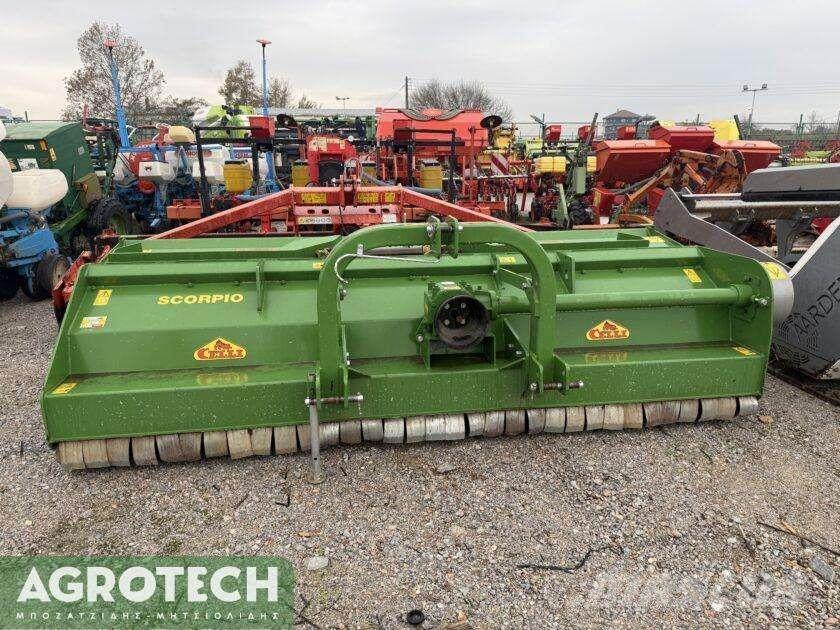 Celli SCORPIO/F 320 Traktorji
