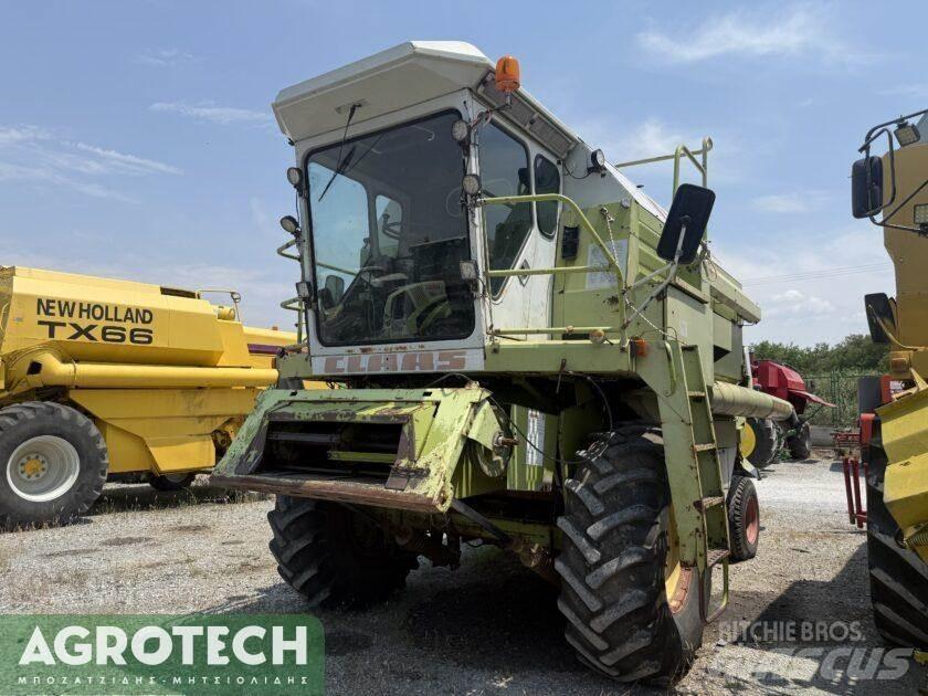 CLAAS Dominator 96 Traktorji