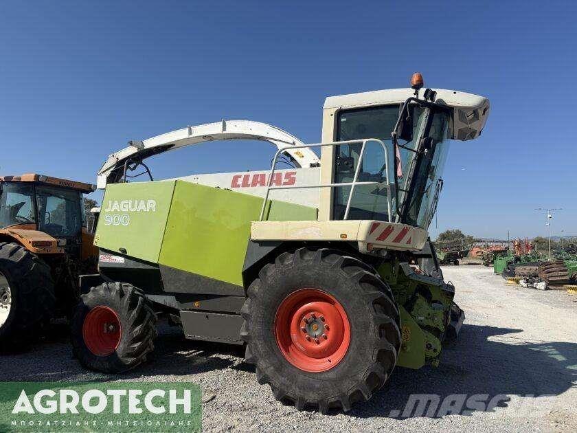 CLAAS JAGUAR 890 Traktorji