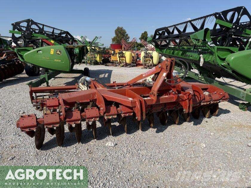  Foukas VIBPRO 400 Traktorji
