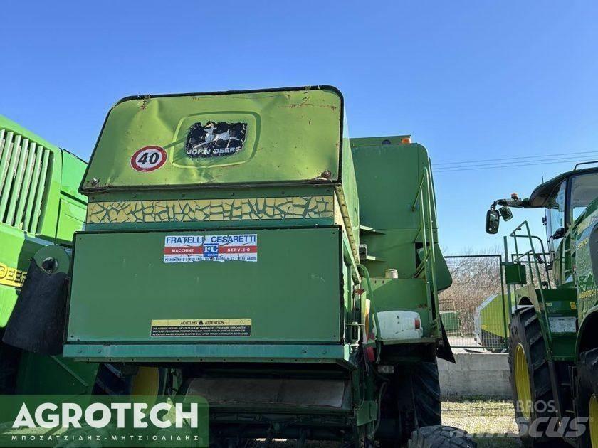 John Deere 1177 Traktorji