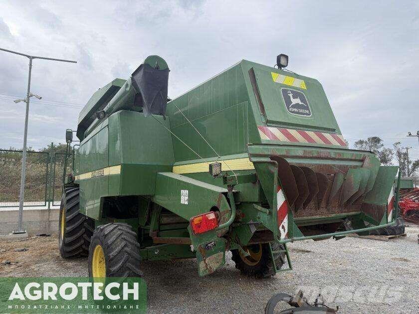 John Deere 2258 Traktorji