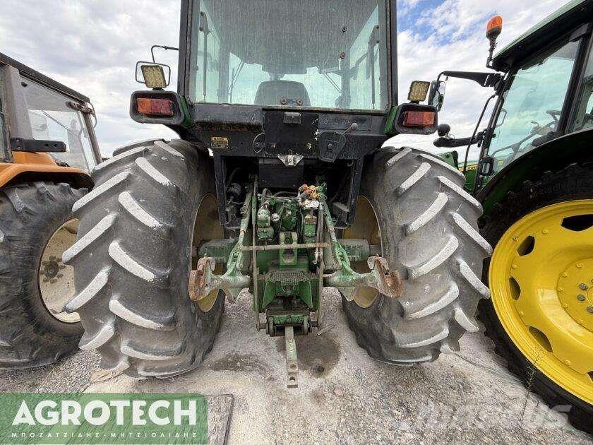 John Deere 4455 Traktorji