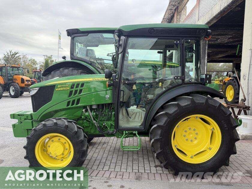 John Deere 5075 GF Traktorji