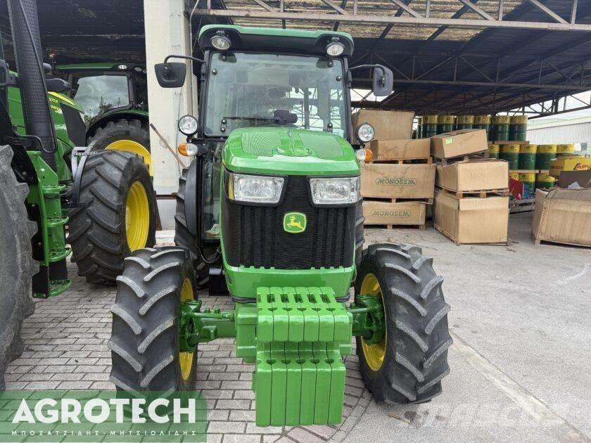 John Deere 5075 GF Traktorji