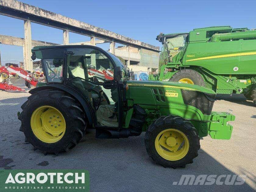 John Deere 5075 GL Traktorji