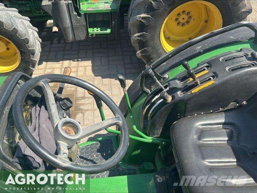 John Deere 5510N Traktorji