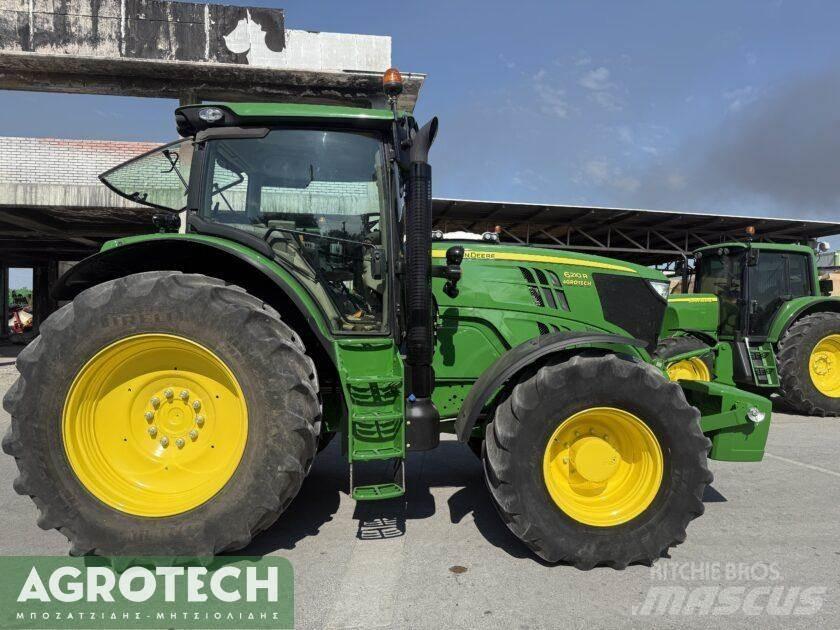 John Deere 6210R Traktorji