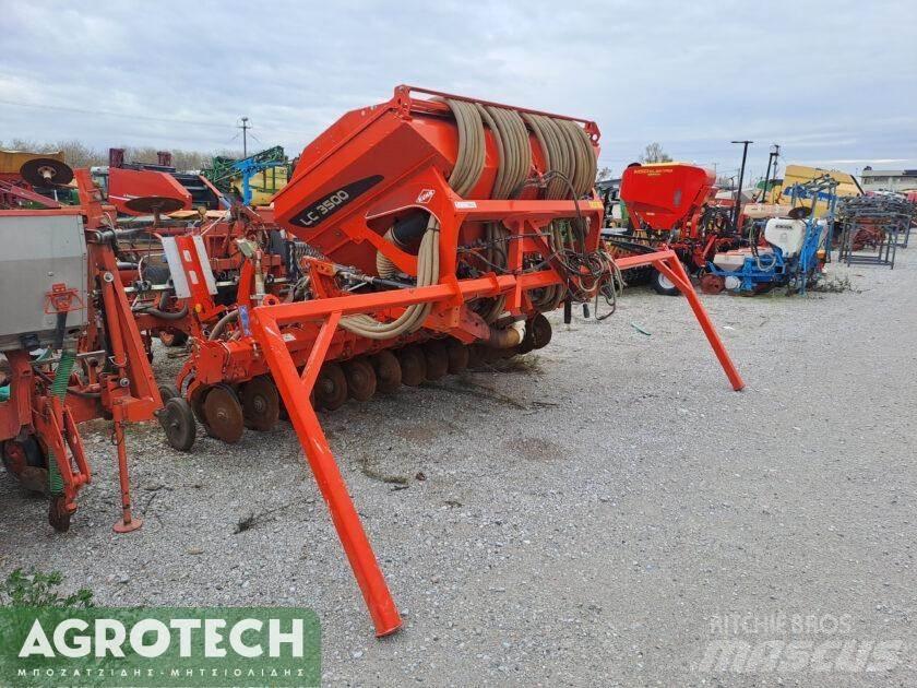 Kuhn VENTA LC 3500 Traktorji