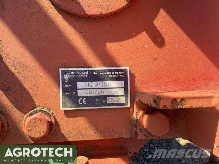 Kverneland NGM 251 Traktorji