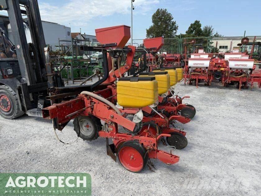 MaterMacc MS 8100 Traktorji