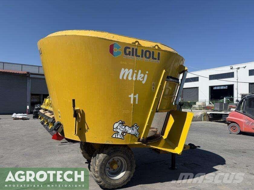  Mikj 11 Traktorji