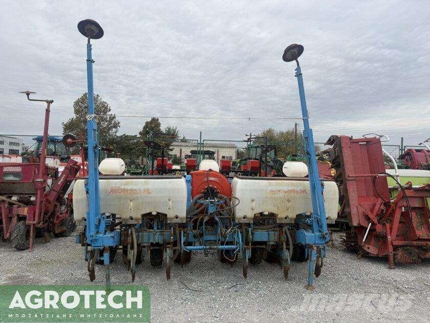 Monosem NG PLUS 4 Traktorji