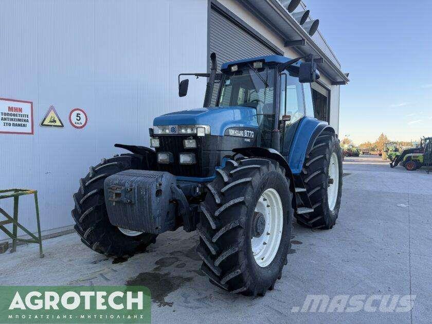 New Holland 8770 Traktorji