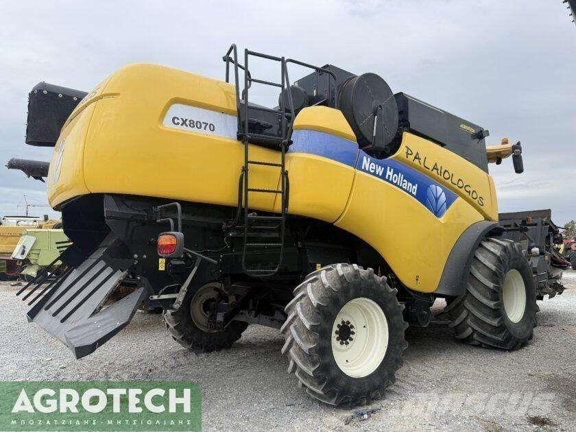 New Holland CX 8070 Traktorji