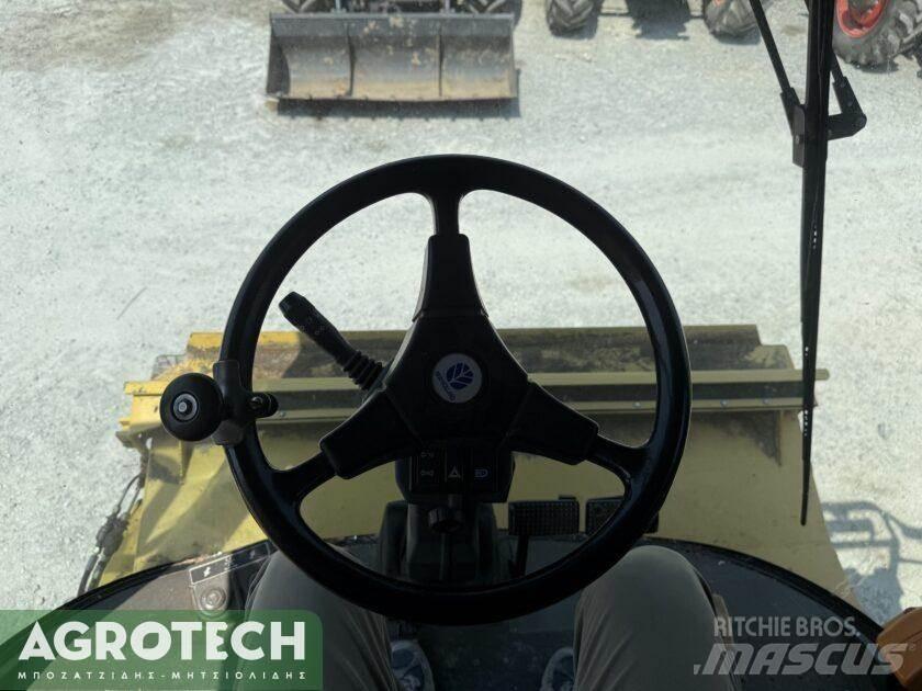 New Holland TX 68 Traktorji