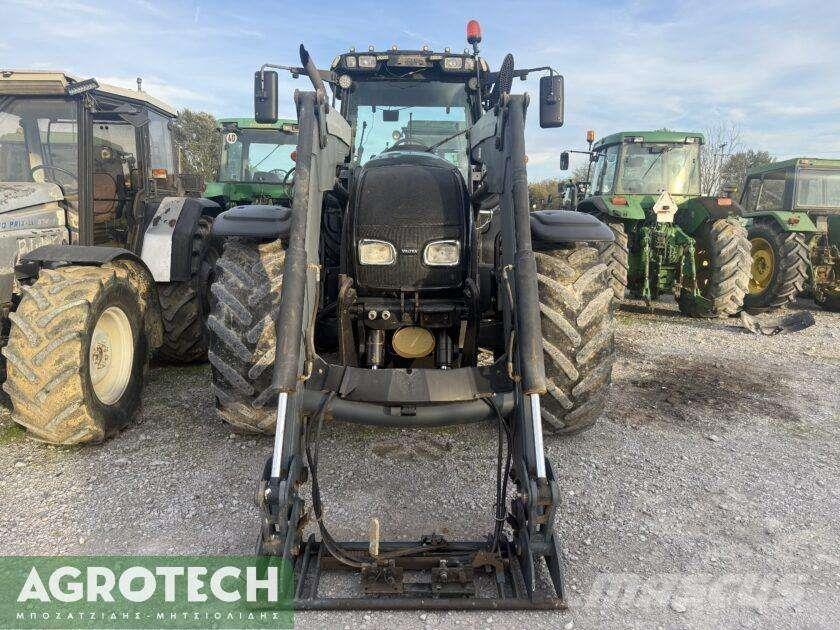 Valtra T 190 Traktorji