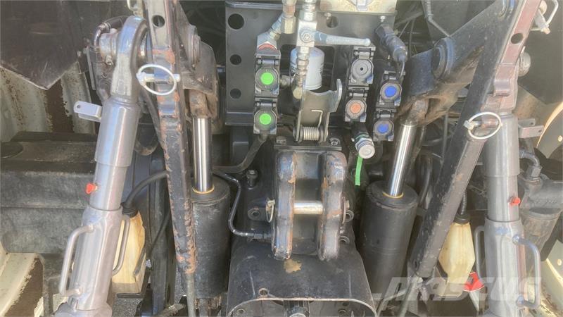 Valtra T130 Traktorji